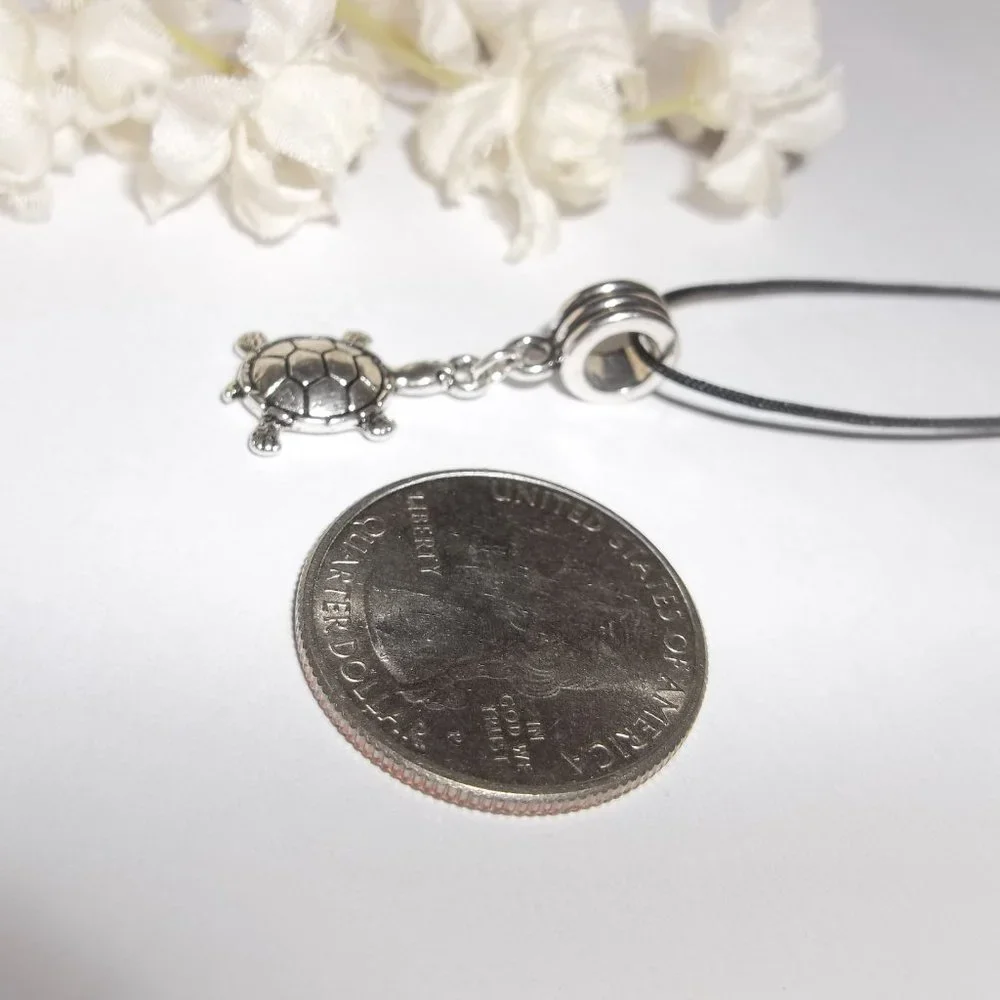 Silver Sea Turtle Necklace Minimalist Style Beach Vacation Theme Jewelry 7060